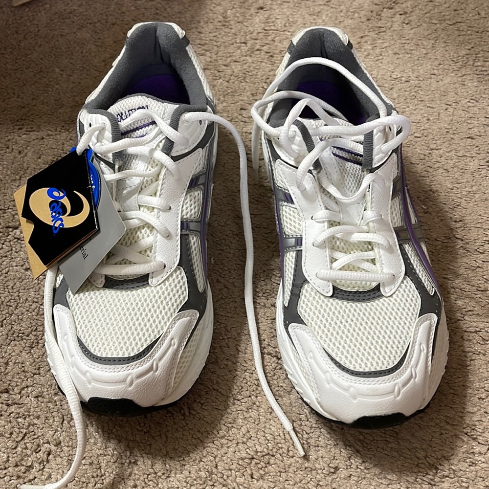 ASICS sneakers in 9 wide
